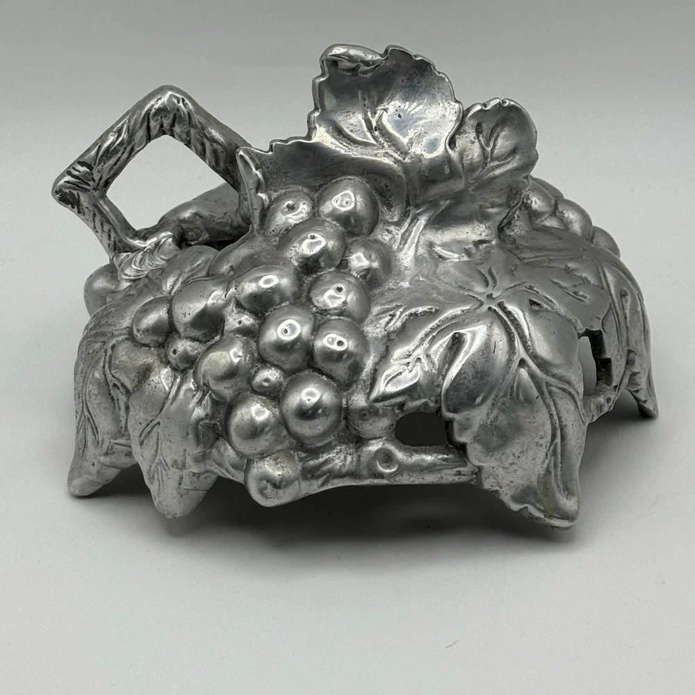 Arthur Court Grape Canister Lid Replacement 2002‎ Aluminum Vineyard